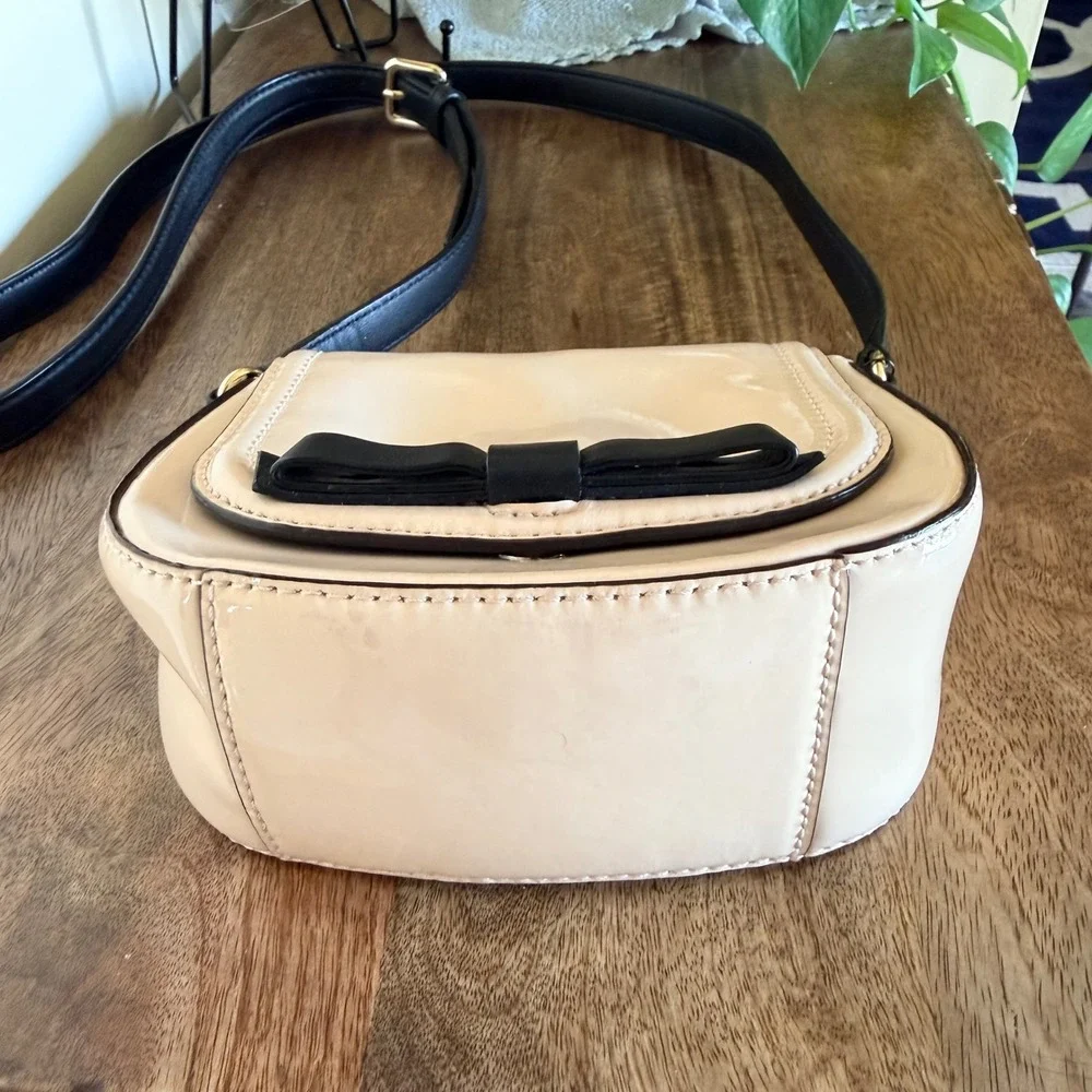Kate Spade Chelsea Park Jade Crossbody Patent Leather Bow Preppy Mod Coquette